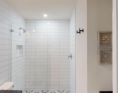 1910 Morrill Street - Photo Thumbnail 24