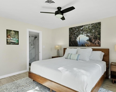 500 S Washington Drive - Photo Thumbnail 16