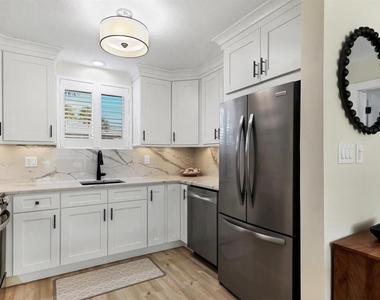500 S Washington Drive - Photo Thumbnail 10