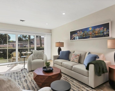 500 S Washington Drive - Photo Thumbnail 4