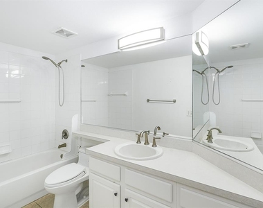 295 Fareham Drive - Photo Thumbnail 28