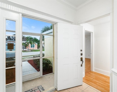 295 Fareham Drive - Photo Thumbnail 25
