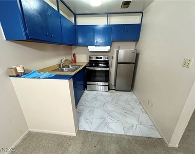 204 Orland Street - Photo Thumbnail 1