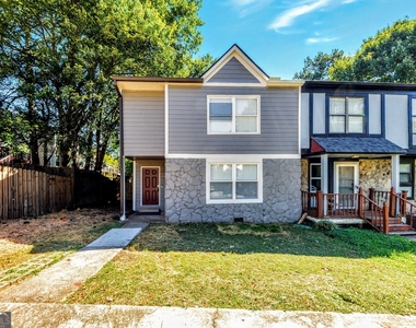 1018 Falling Valley Court Se - Photo Thumbnail 23