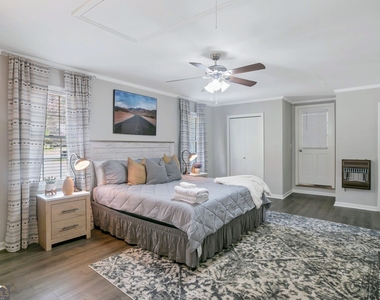 65 Juliana Drive - Photo Thumbnail 8