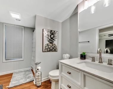 3870 Northpoint Drive - Photo Thumbnail 22