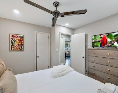 1131 Stoneybrook Road - Photo Thumbnail 18