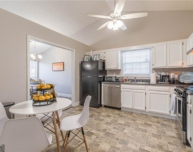 3195 Jorden Crest Court - Photo Thumbnail 20