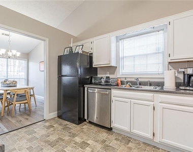 3195 Jorden Crest Court - Photo Thumbnail 19