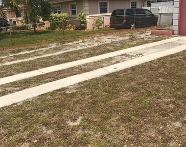 17131 Nw 32 Court - Photo Thumbnail 2