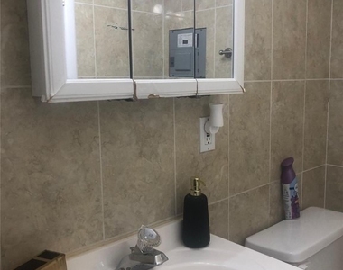 17131 Nw 32 Court - Photo Thumbnail 9