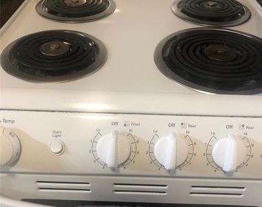 17131 Nw 32 Court - Photo Thumbnail 6