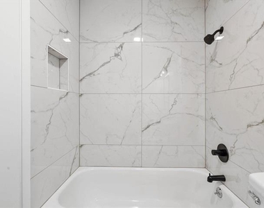 1117 S Rusk Street - Photo Thumbnail 4