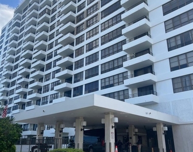 600 Three Islands Boulevard - Photo Thumbnail 11
