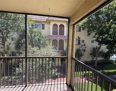 251 S Cypress Road - Photo Thumbnail 3