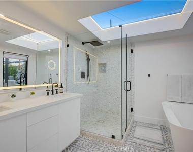 8161 Encino Avenue - Photo Thumbnail 49