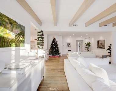 8161 Encino Avenue - Photo Thumbnail 31