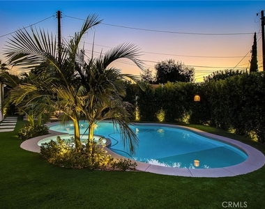 8161 Encino Avenue - Photo Thumbnail 13