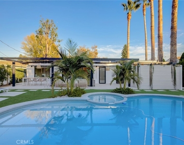 8161 Encino Avenue - Photo Thumbnail 56