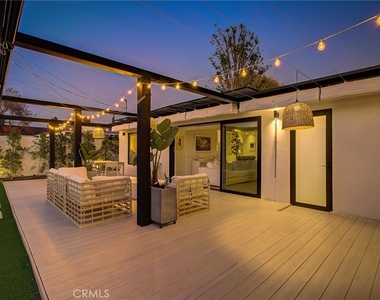 8161 Encino Avenue - Photo Thumbnail 6