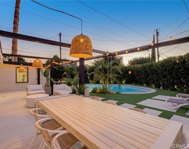 8161 Encino Avenue - Photo Thumbnail 64