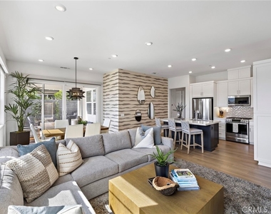 896 Sunrise Road - Photo Thumbnail 10