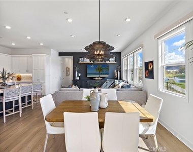 896 Sunrise Road - Photo Thumbnail 18