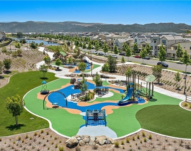 896 Sunrise Road - Photo Thumbnail 36