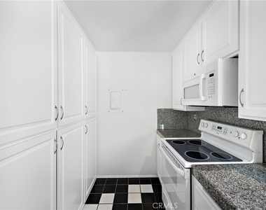 1707 W Balboa Boulevard - Photo Thumbnail 12