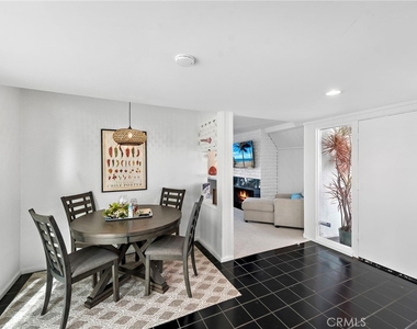 1707 W Balboa Boulevard - Photo Thumbnail 4