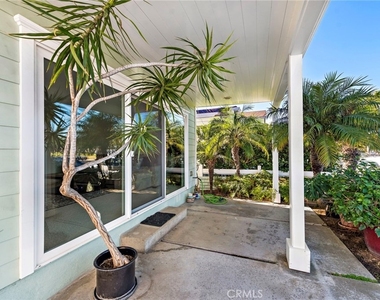 1707 W Balboa Boulevard - Photo Thumbnail 8