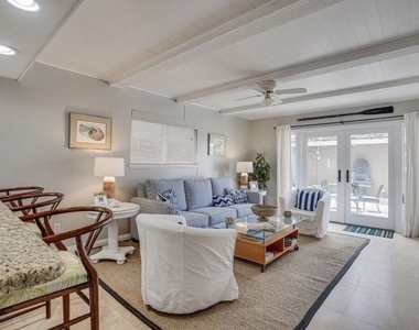 219 13th Street - Photo Thumbnail 2