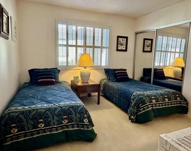 81 Marbella Drive - Photo Thumbnail 15