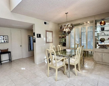 81 Marbella Drive - Photo Thumbnail 5