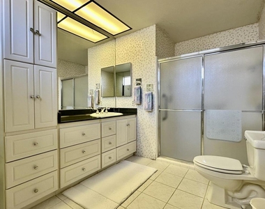 81 Marbella Drive - Photo Thumbnail 14