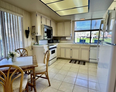 81 Marbella Drive - Photo Thumbnail 8