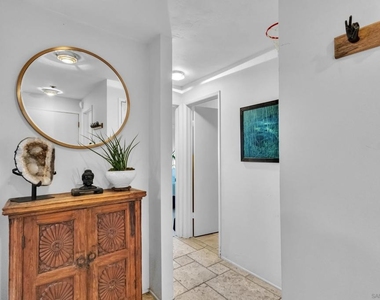8263 Camino Del Oro - Photo Thumbnail 22