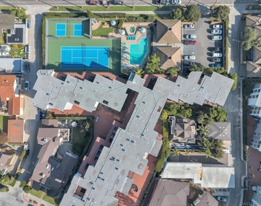 8263 Camino Del Oro - Photo Thumbnail 9
