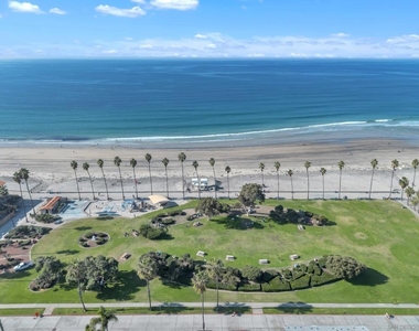 8263 Camino Del Oro - Photo Thumbnail 2