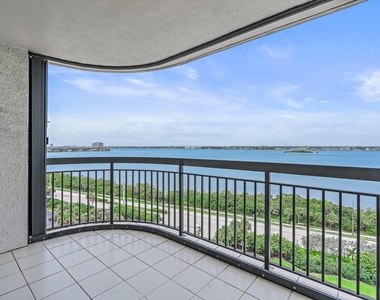 5380 N Ocean Drive - Photo Thumbnail 13