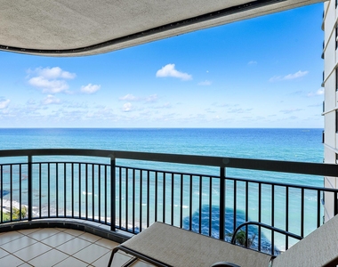 5380 N Ocean Drive - Photo Thumbnail 18