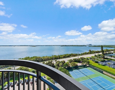 5380 N Ocean Drive - Photo Thumbnail 36