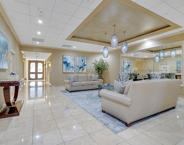 5380 N Ocean Drive - Photo Thumbnail 17