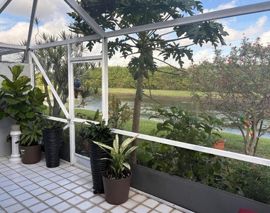 7275 Summer Tree Drive - Photo Thumbnail 25