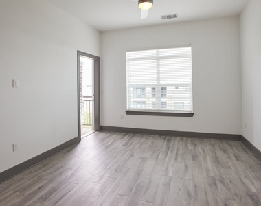 1605 Church St. - Photo Thumbnail 12