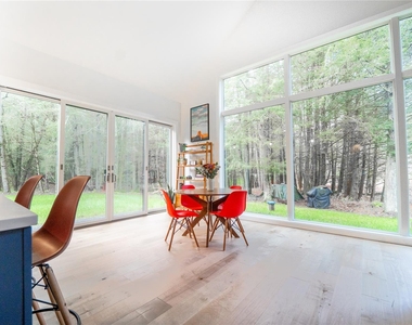 102 Rider Hollow Road - Photo Thumbnail 4