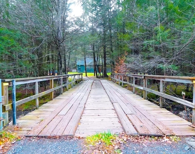 102 Rider Hollow Road - Photo Thumbnail 5