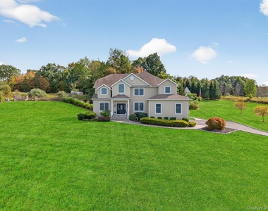 11 Dorian Way - Photo Thumbnail 1