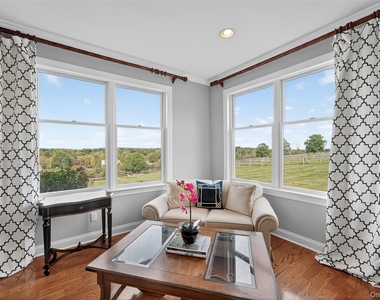 11 Dorian Way - Photo Thumbnail 6