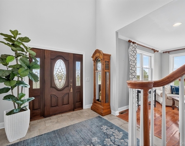 11 Dorian Way - Photo Thumbnail 3